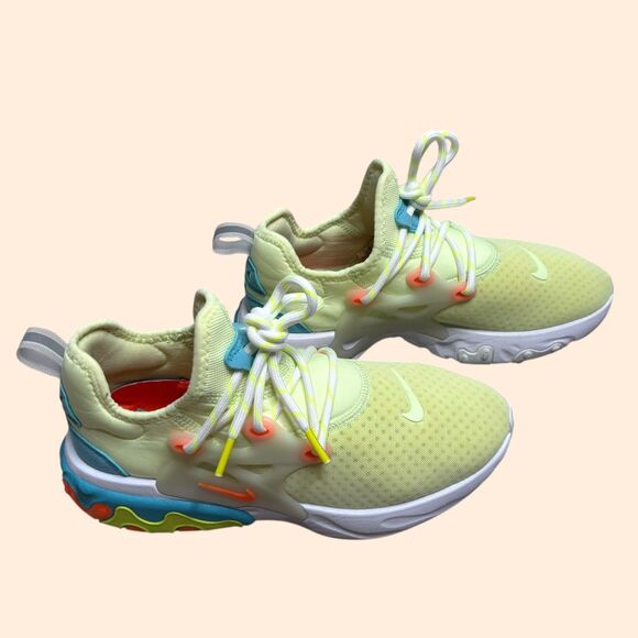 Nike React Presto Barely Volt - Picture 1 of 7